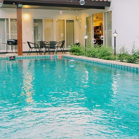 The Beach Pool Villa Патая Екстериор снимка